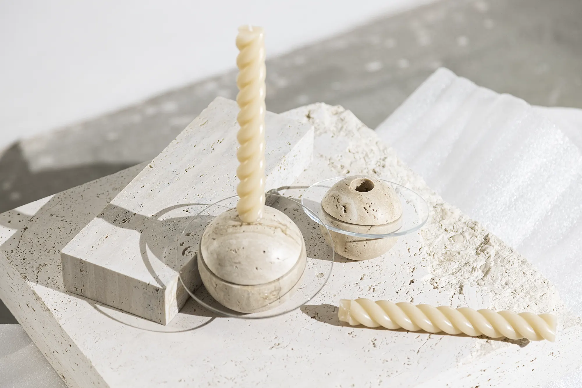 Celebrate the beauty of natural stone and wood with the DISCO CLUB Candle Holders. Create a warm and inviting atmosphere that reflects your unique style and taste.